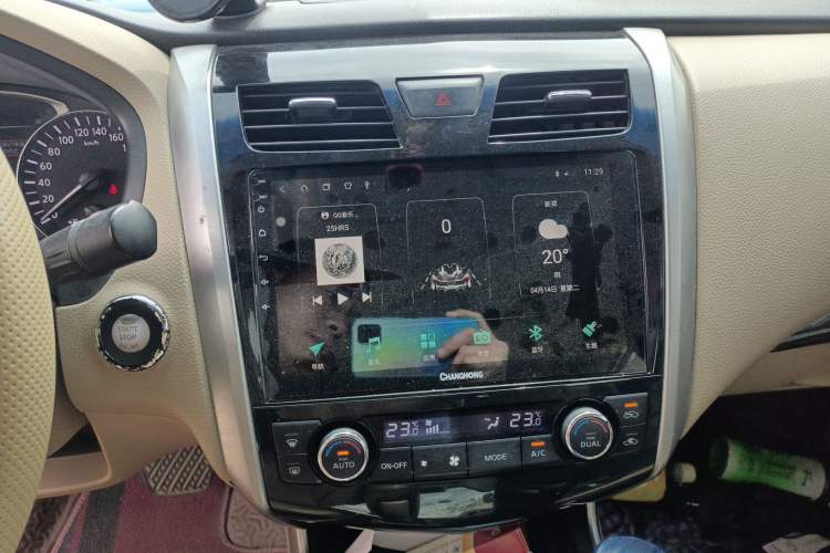 Used Nissan Teana 2013 2.0L XL Comfort Edition Audio And AC Panel