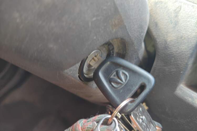 Used BAIC Weiwang 306 2016 1.2L Basic Version 7 Seats A12 China IV Emission Standard
