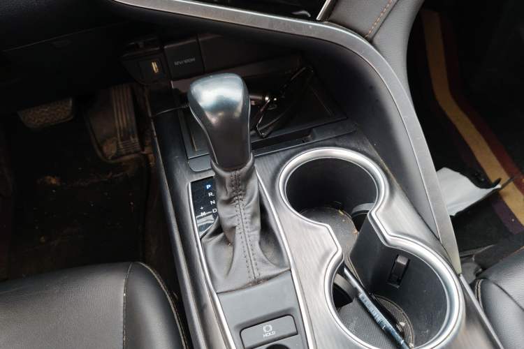 Used Toyota Camry 2021 2.0G Luxury Edition