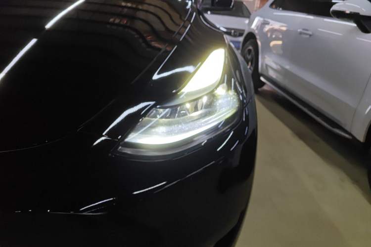 Used Tesla Model Y 2023 Rear-Wheel-Drive Version