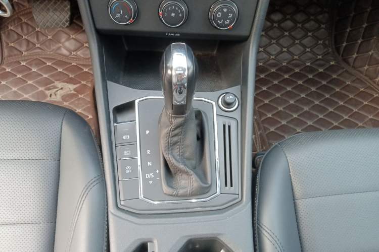 Used Volkswagen Lavida 2018 1.5L Automatic Comfort Edition China V Standard