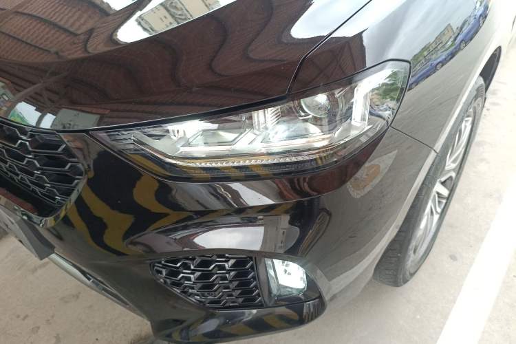 Used Wey VV5 2017 2.0T Ultra-Luxury Version Left Front Headlight