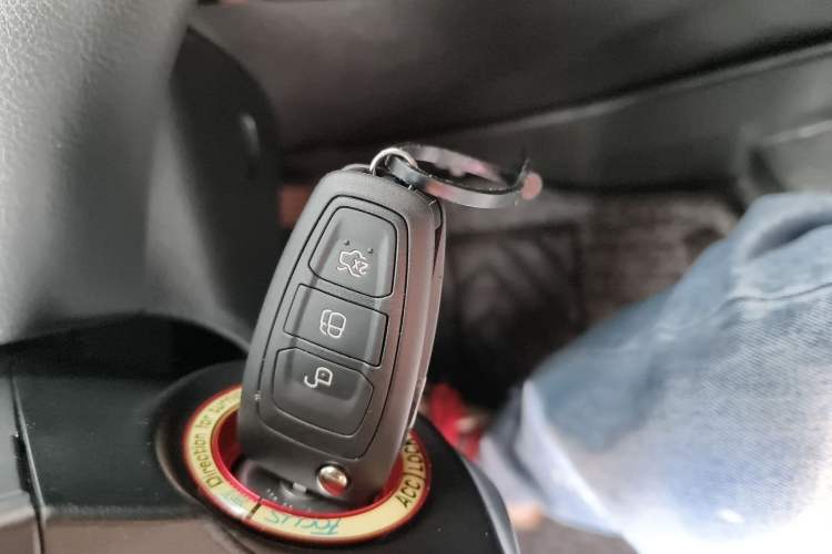 Used Ford Focus 2017 Hatchback 1.6L Automatic Fashion Edition Smart Drive Version Interior 1