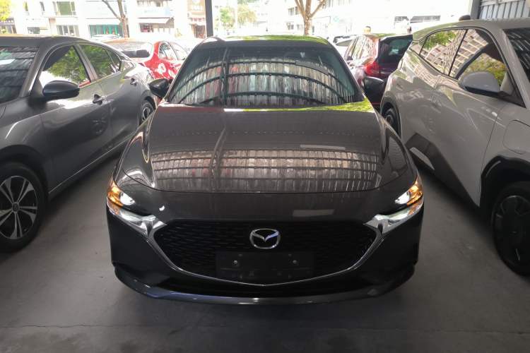 Used Mazda 3 Axela 2021 1.5L Automatic ZhiMei Edition Front