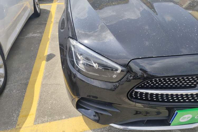 Used Mercedes-Benz E-Class 2022 Revised Version E 300 L Sporty and Stylish Edition Right Front Headlight