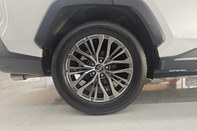 Used Toyota Wildlander 2023 2.0L CVT Four-Wheel Drive Luxury PLUS Edition