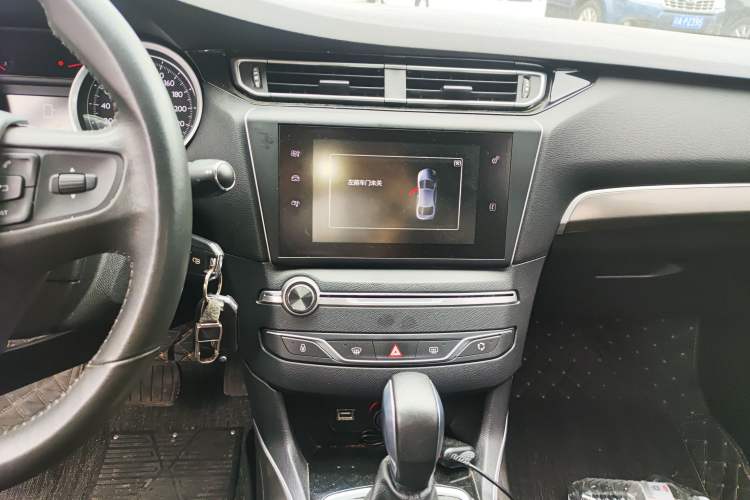 Used Peugeot 408 2014 1.8L Automatic Luxury Edition Audio And AC Panel