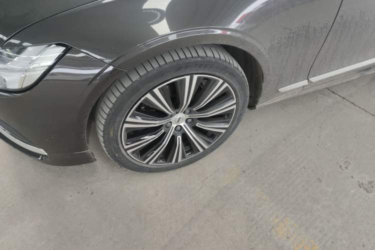 Used Volvo S90 2022 B5 Zhiyuan Luxury Edition