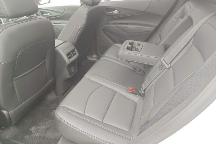 Used Chevrolet Equinox 2019 535T Automatic Chijie Edition China V Standard Left Rear Seat