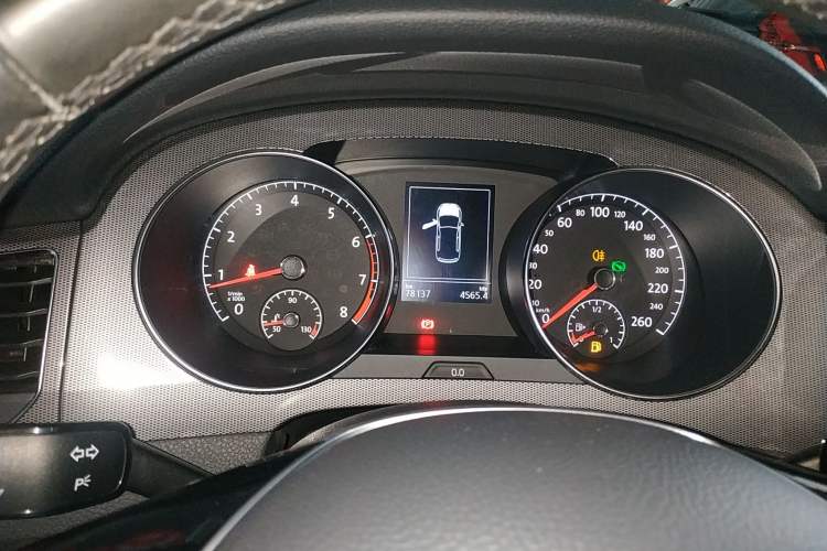 Used Volkswagen Golf Sportsvan 2016 230TSI Automatic Trend Edition