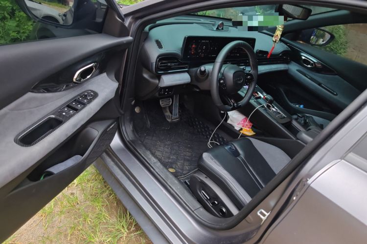 Used GAC Trumpchi EMPOW 2023 400T Automatic R MAX
