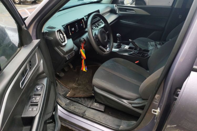 Used Great Wall King Kong Poer 2022 2.0T Manual Diesel Two-Wheel-Drive Entrepreneurial Long-Box Version GW4D20M Driver Seat