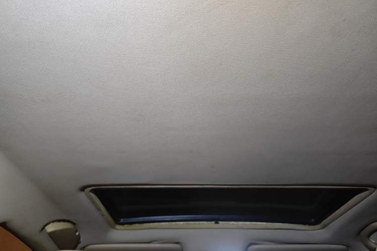 Used Brilliance V5 2012 1.6L Manual Luxury Model
