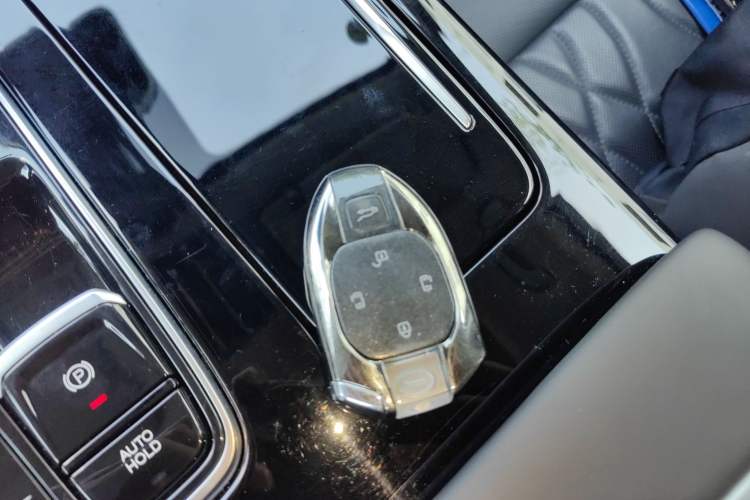 Used GAC Trumpchi M8 2024 Master Series 400T Prestige Edition Vehicle Key