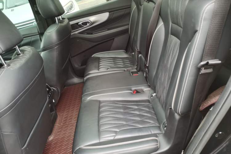 Used GAC Trumpchi GS8 2022 Linghang Series 2.0 TGDI Two-Wheel-Drive Luxury Smart Connectivity Version (7 Seats)
