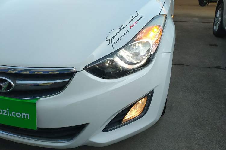 Used Hyundai Elantra (5th Generation / Langdong) 2015 1.6L Automatic Fashion Model