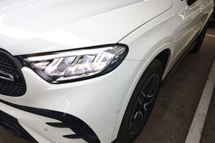 Used Mercedes-Benz GLC Coupe 2024 GLC 260 4MATIC Coupe SUV
