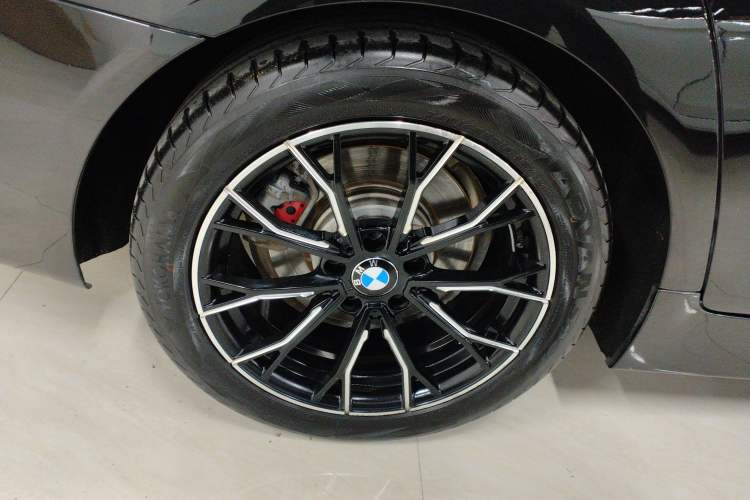 Used BMW 5 Series 2017 525Li Luxury Design Package
