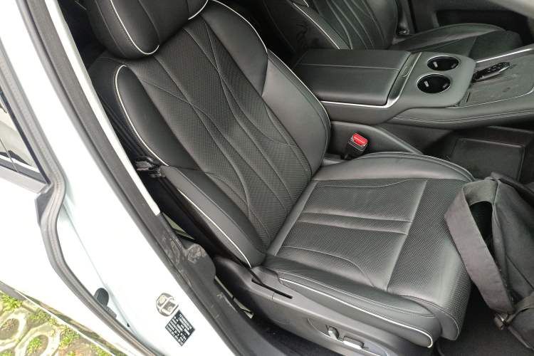 Used XPeng X9 2024 610 Long-Range Pro