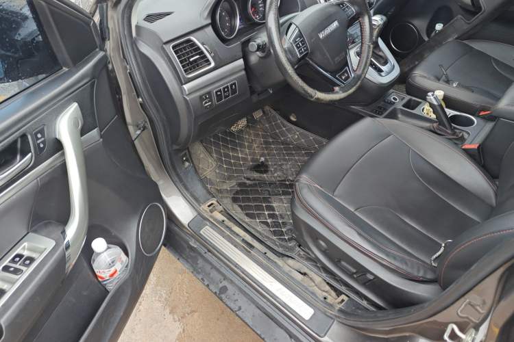 Used Haval H6 2015 Sport Edition 1.5T Automatic Two-Wheel Drive Luxury Model
