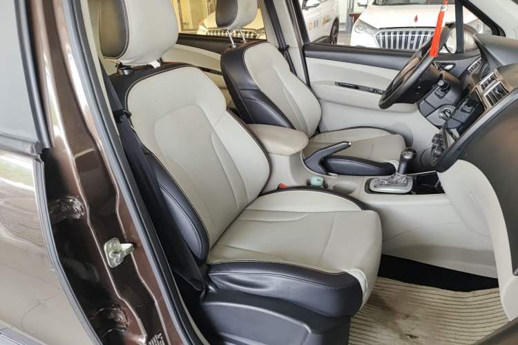 Used FORTHING Joyear XV 2016 1.6L CVT Comfort Model