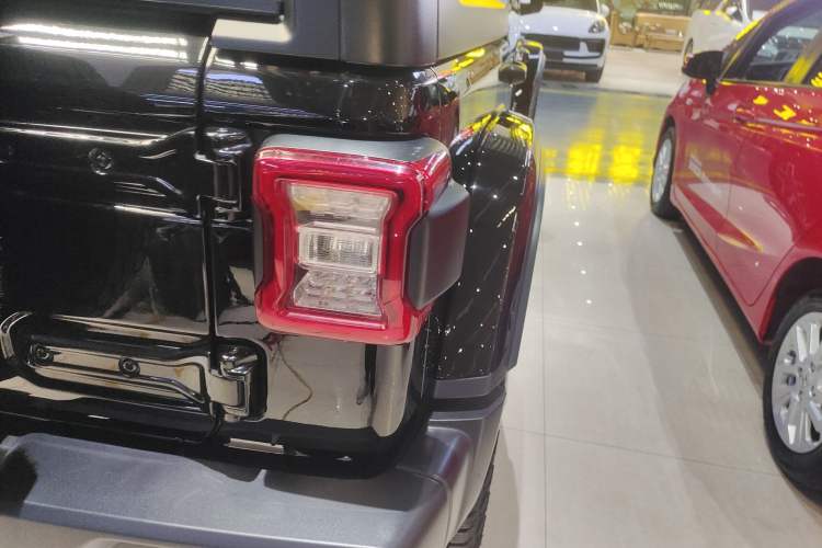 Used Jeep Wrangler 2024 2.0T Sahara Four-Door Edition