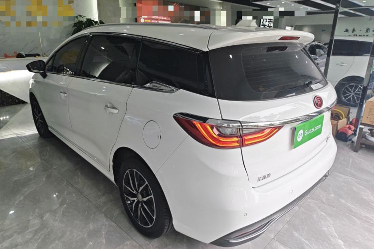 Used BYD Song MAX 2017 1.5T Automatic Smart Connect Elite 7-Seater
