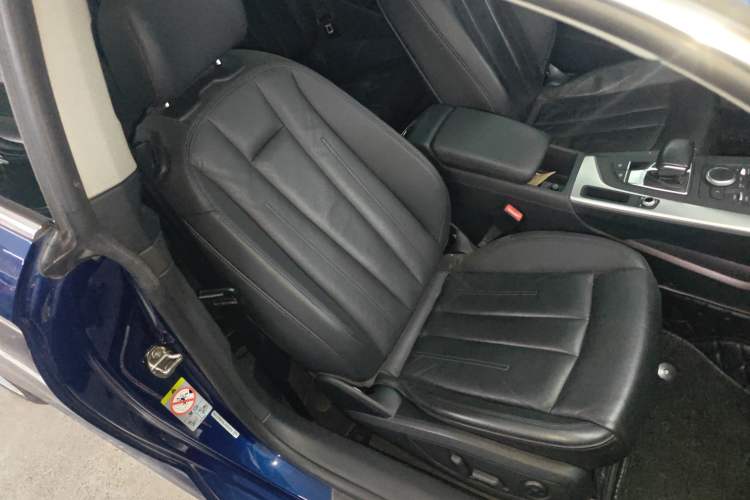 Used Audi A5 2017 Coupe 40 TFSI Fashion Model
