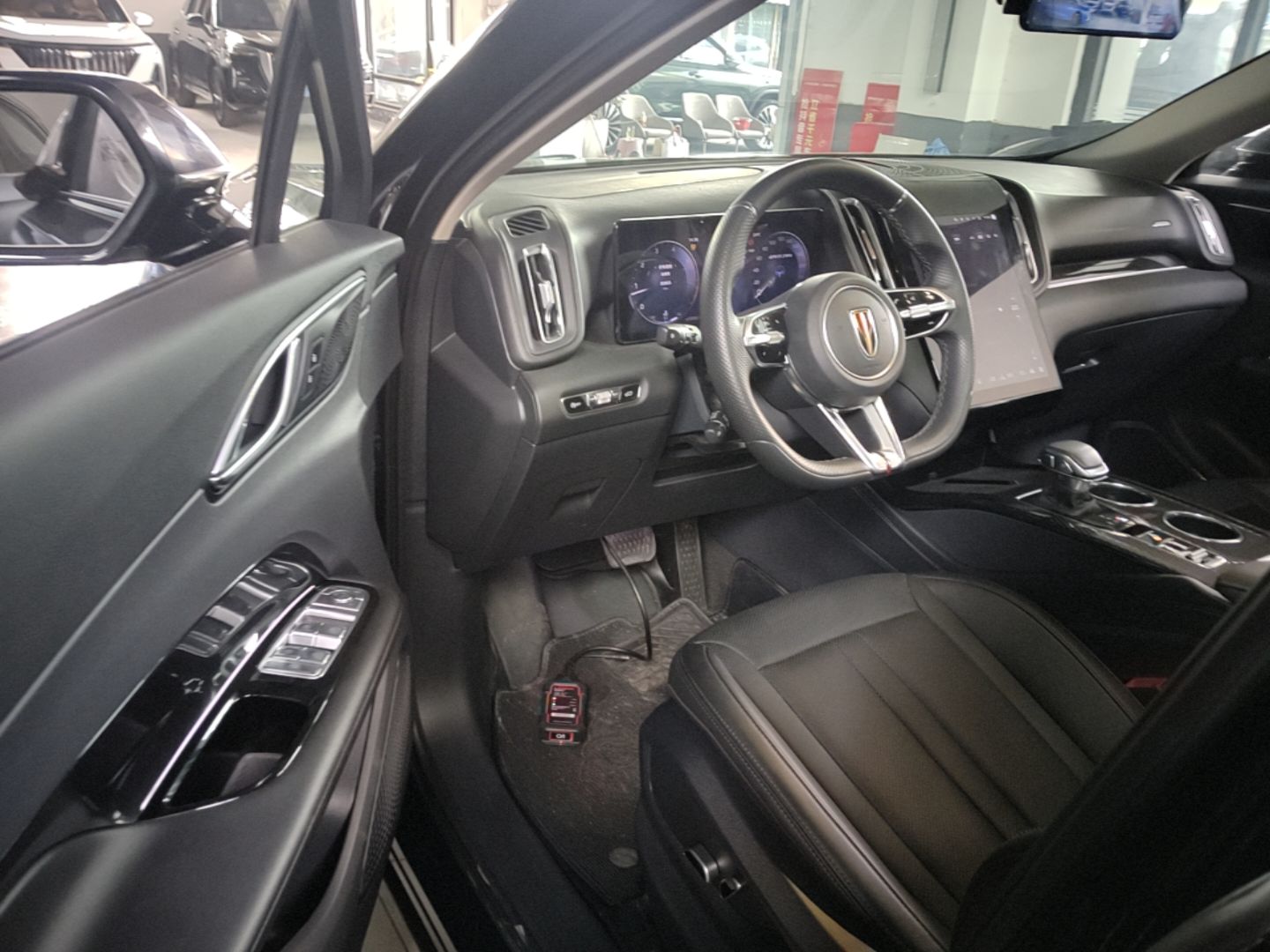 Hongqi HS3 2023 1.5T Two-Wheel Drive Shanwei Edition — снимка 18