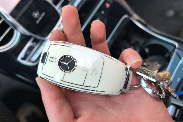 Used Mercedes-Benz GLC 2020 GLC 260 L 4MATIC Dynamic Model
