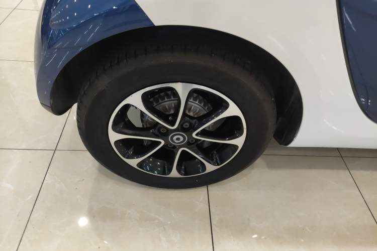 Used smart fortwo 2015 1.0L 52 kW Hardtop Passion Edition