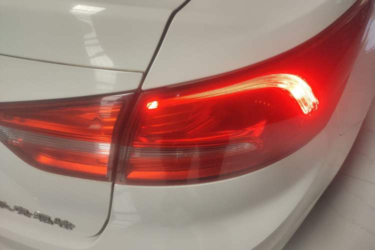 Used Ford Escort 2015 1.5L Manual Comfort Model Right Rear Taillight