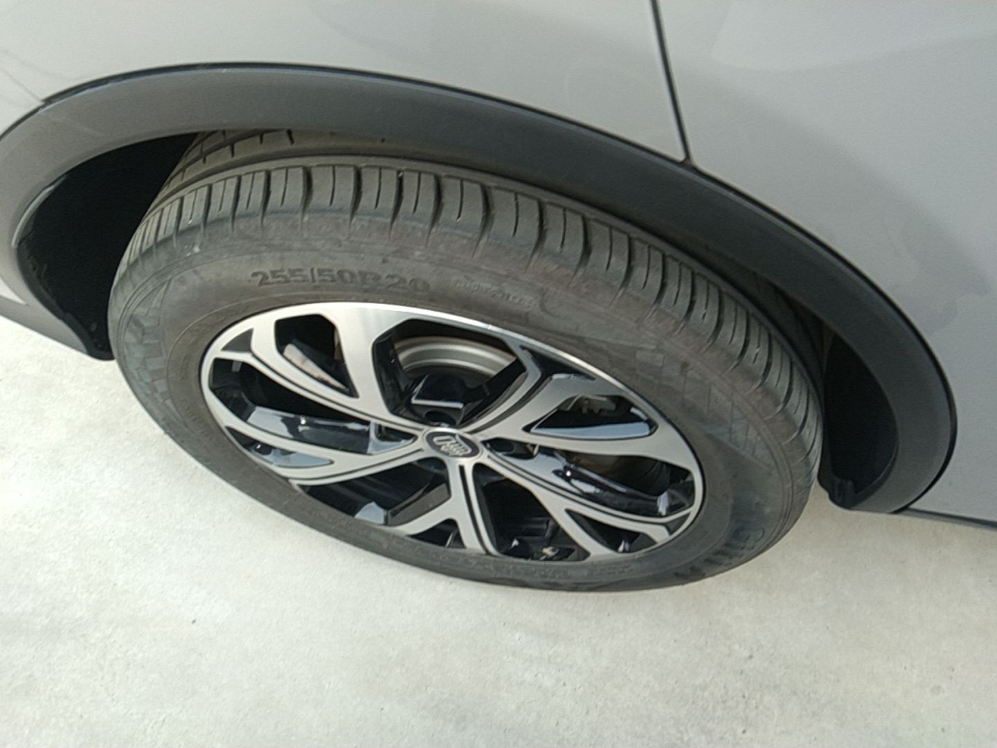 BYD Tang New Energy 2025 Intelligent Driving Version DM-i 115KM Flagship Edition — снимка 11