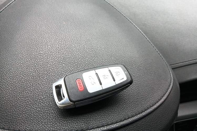 Used Geely Auto Emgrand GL 2018 1.4T DCT Elite Smart Connectivity Version