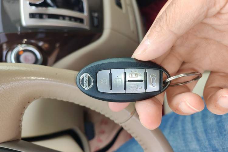 Used Nissan Quest 2015 3.5L SL
