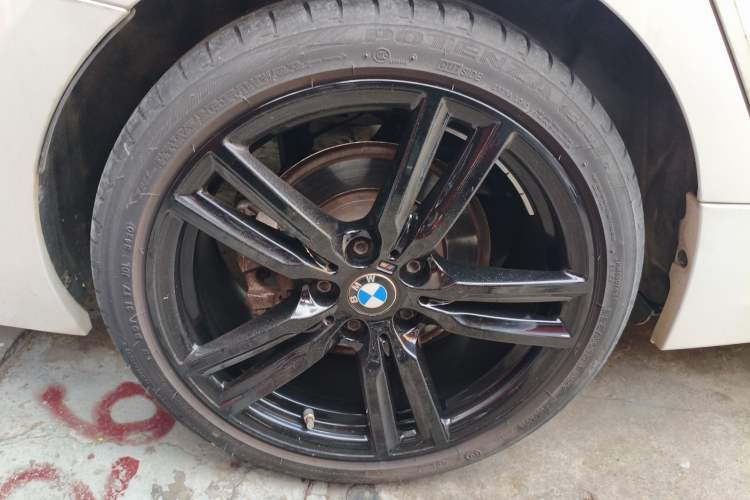 Used BMW 1 Series 2021 125i M Sport Night Edition Right Rear Wheel Hub