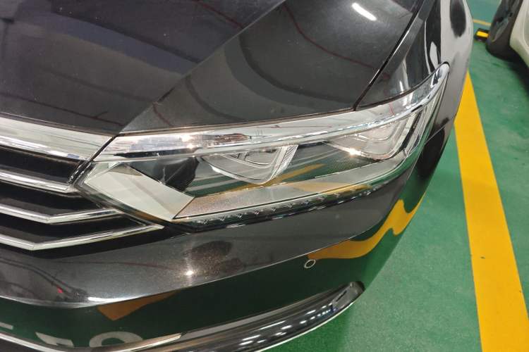 Used Volkswagen Magotan 2019 330TSI DSG Luxury Version China VI Standard Left Front Headlight