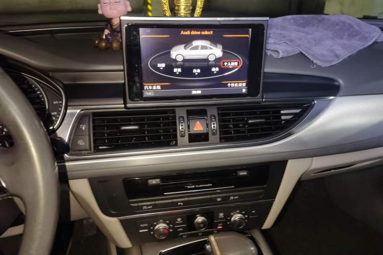 Used Audi A6L 2012 TFSI Standard Model Audio And AC Panel