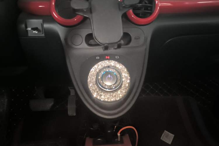 Used ORA Black Cat 2021 351 km Standard Version Gear Lever