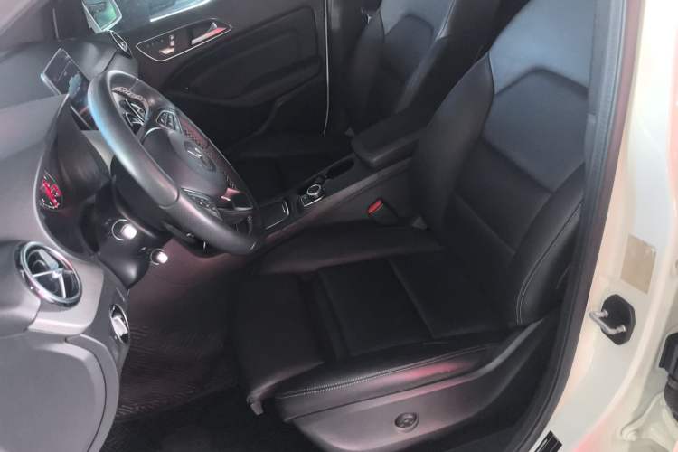 Used Mercedes-Benz B-Class 2017 B 200 Fashion Model
