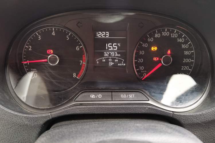 Used Volkswagen Polo 2016 1.4L Manual Fashion Model