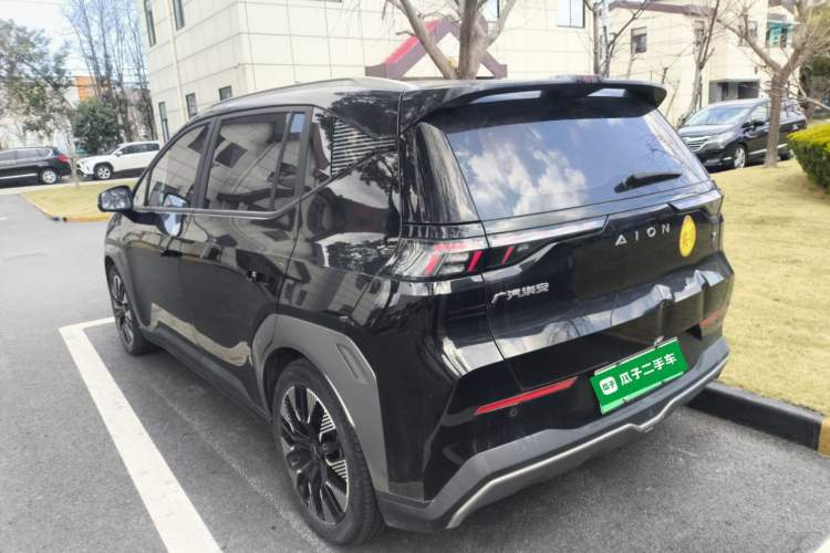 Used AION Y 2022 70 Tech Edition Lithium Iron Phosphate
