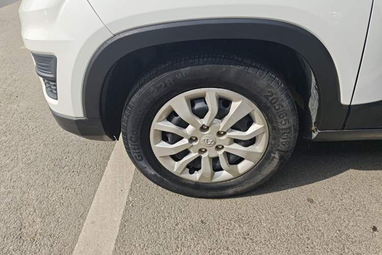 Used CHANGAN OSHAN X70A 2019 1.5L Manual Basic Version China VI Standard Left Front Wheel Hub
