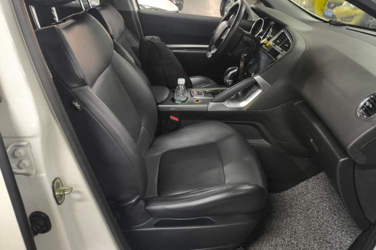 Used Peugeot 3008 2018 2.0L Automatic Classic Edition