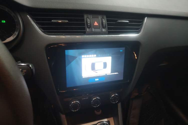 Used Skoda Octavia 2019 TSI280 DSG SmartDrive Luxury Edition China VI Audio And AC Panel