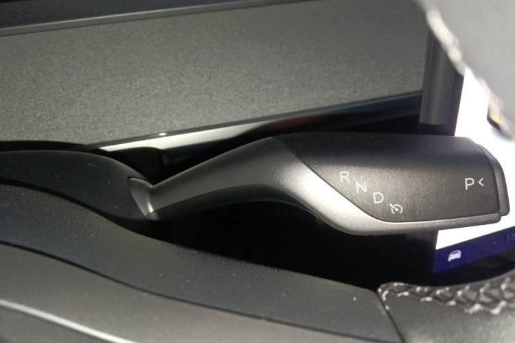 Used Tesla Model Y 2024 Rear-Wheel-Drive Version
