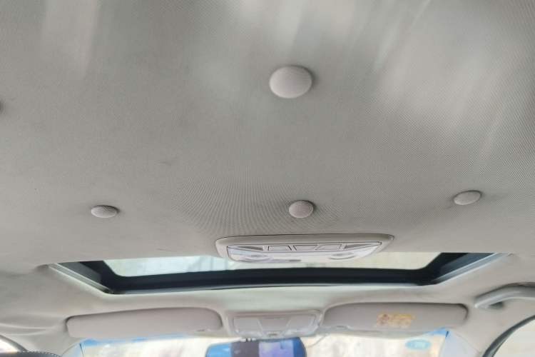 Used Geely Auto Emgrand 2016 Hatchback RS 1.5L Manual - Upward Edition