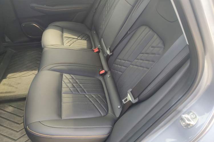 Used Baojun Enjoy 2025 All-Electric 600km Luxury Edition
