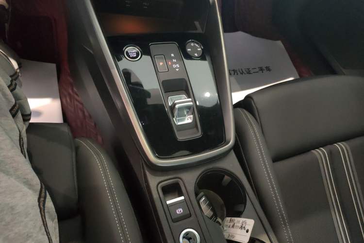 Used Audi A3 2024 A3L Limousine 35 TFSI Fashion Sport Model Gear Lever