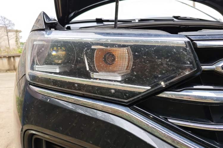 Used Volkswagen Tayron 2020 330TSI Two-Wheel Drive Luxury Smart Connectivity Version